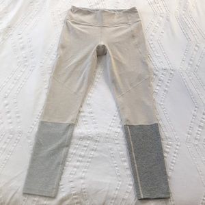 Outdoor voices two-tone leggings